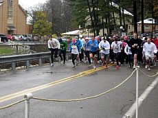 Racers participating in the Pittsburgh Walk/Run